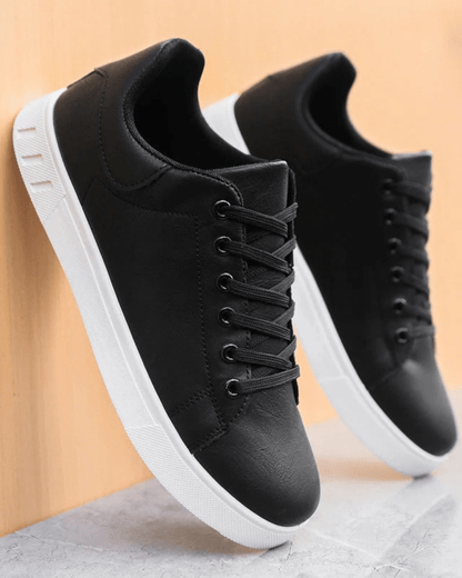 Sneaker in pelle senza tempo